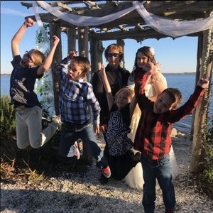 Meet your Posher, Alicia